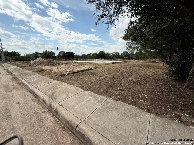 2327 SW 34th San Antonio TX 78237