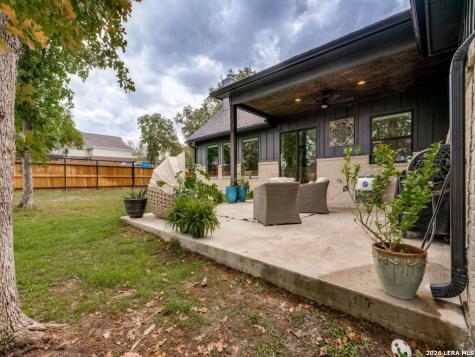 204 Ash Parkway La Vernia TX 78121
