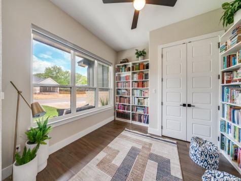 204 Ash Parkway La Vernia TX 78121