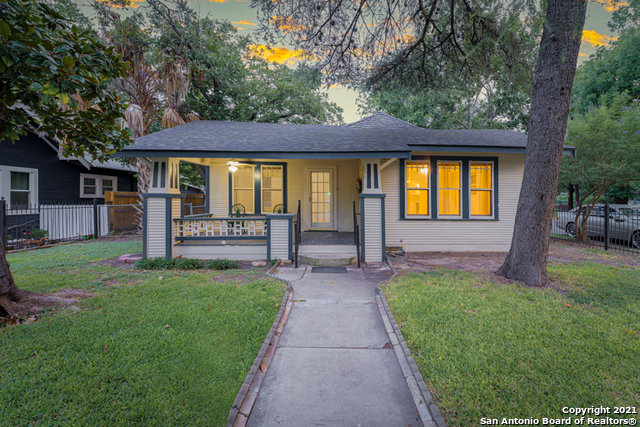 300 Congress Avenue San Antonio TX 78214