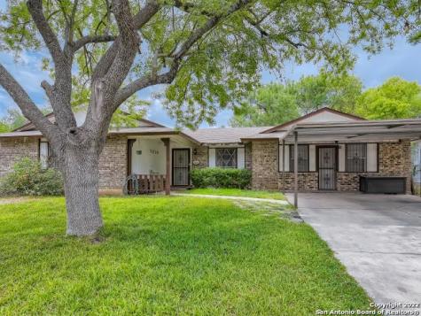 7210 Meadow Breeze Drive San Antonio TX 78227