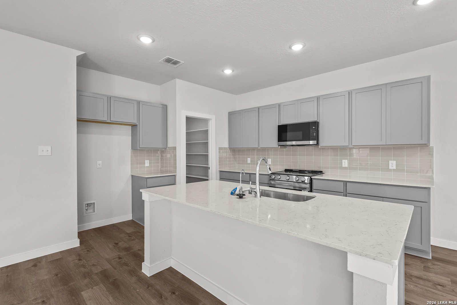 8908 Ocotillo Ridge San Antonio TX 78222
