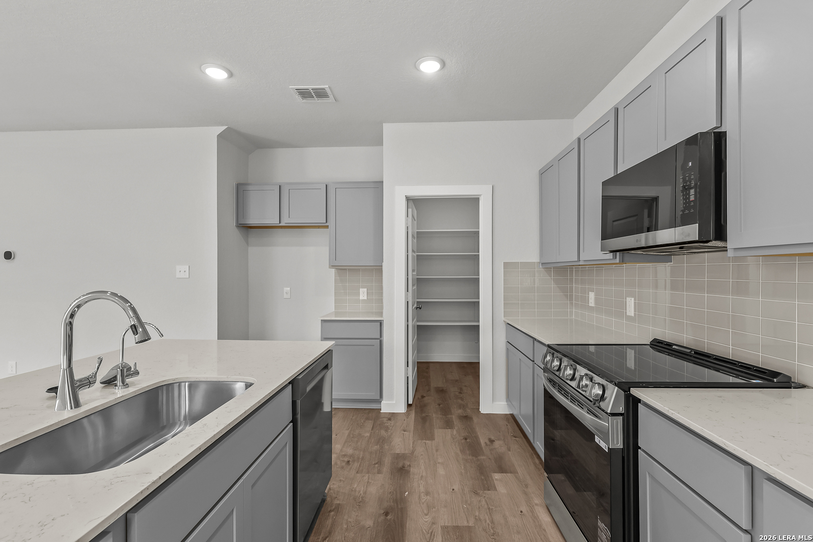8908 Ocotillo Ridge San Antonio TX 78222