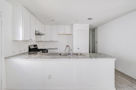 5918 San Geronimo Seguin TX 78155