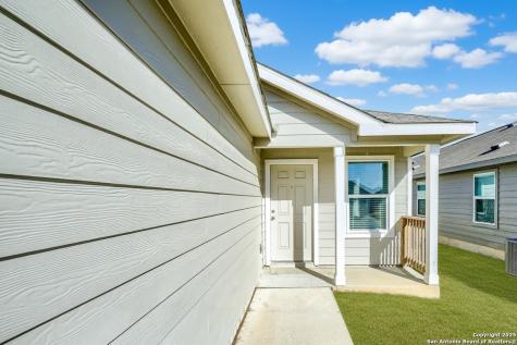 5918 San Geronimo Seguin TX 78155