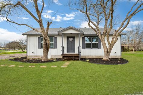 618 Ridgecliff Drive New Braunfels TX 78130