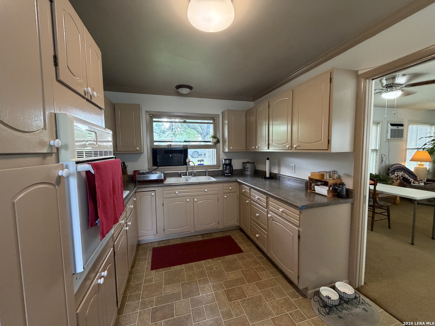 718 Kashmuir Place San Antonio TX 78223