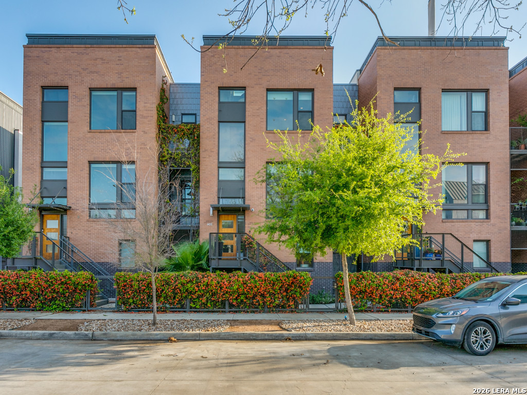 318 W Grayson Street San Antonio TX 78212