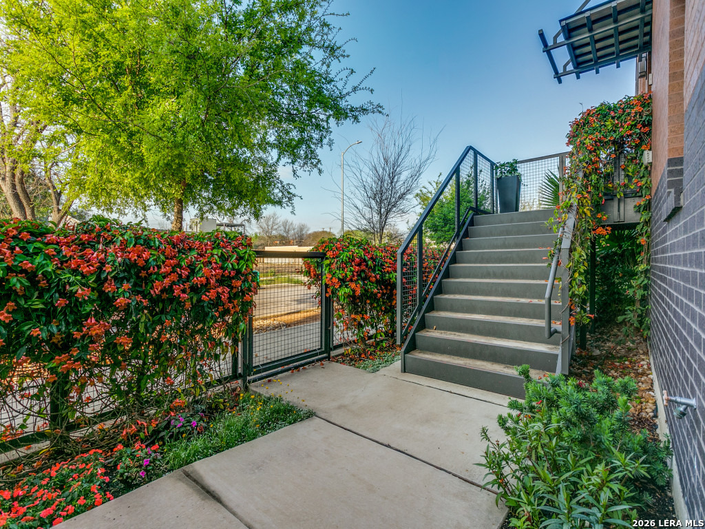 318 W Grayson Street San Antonio TX 78212