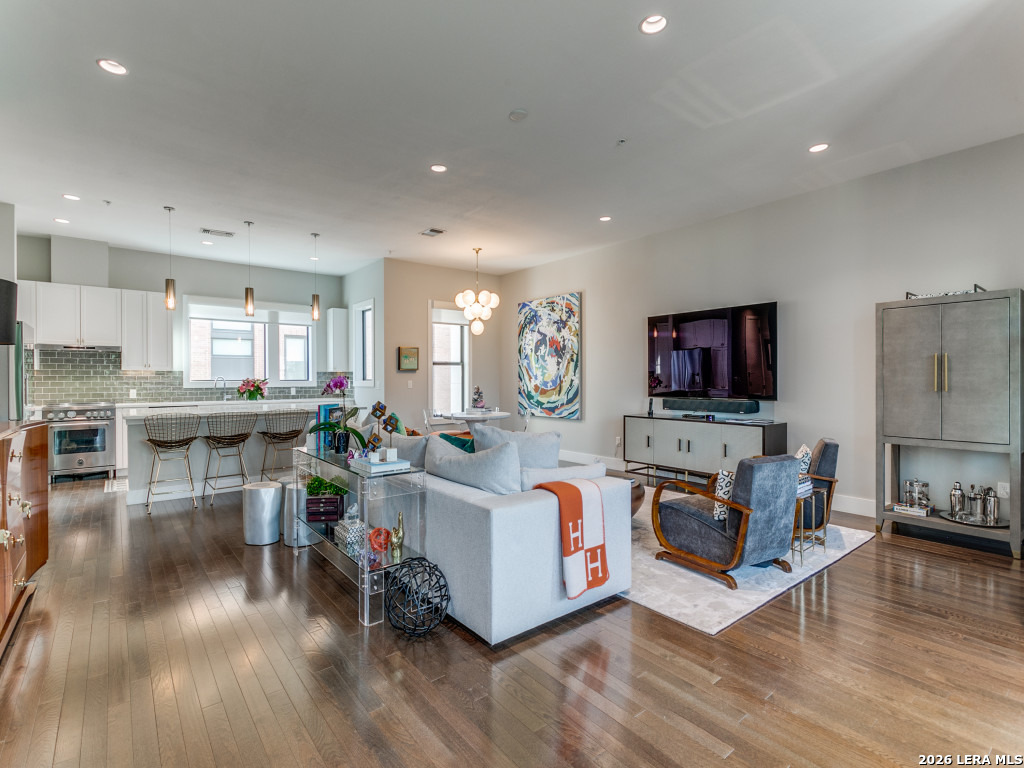 318 W Grayson Street San Antonio TX 78212