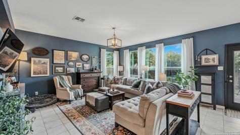 2054 Shire Meadows New Braunfels TX 78130