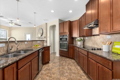 5741 Bill Hass Schertz TX 78108