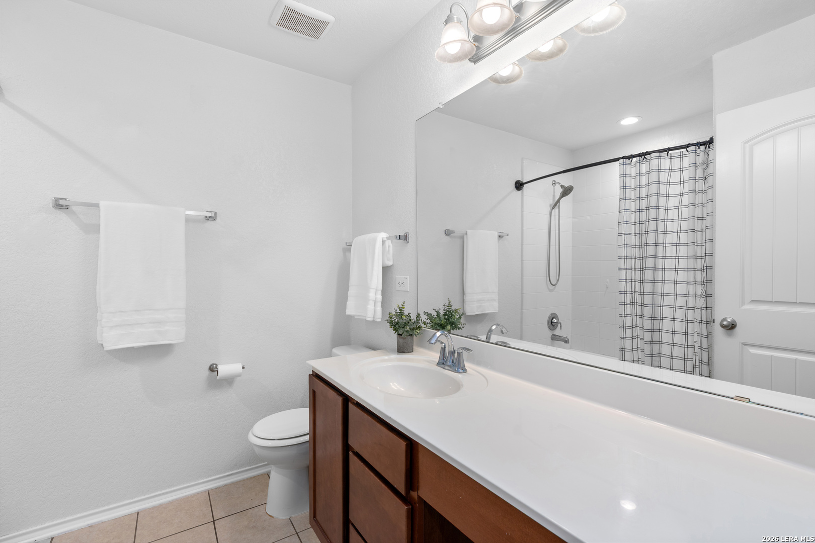 5741 Bill Hass Schertz TX 78108