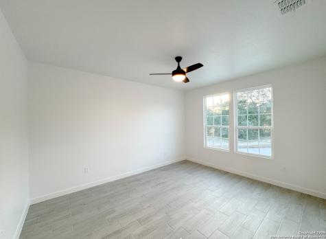 107 S Lon Price Blanco TX 78606