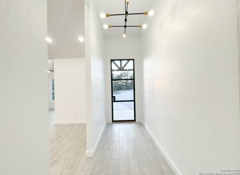 107 S Lon Price Blanco TX 78606