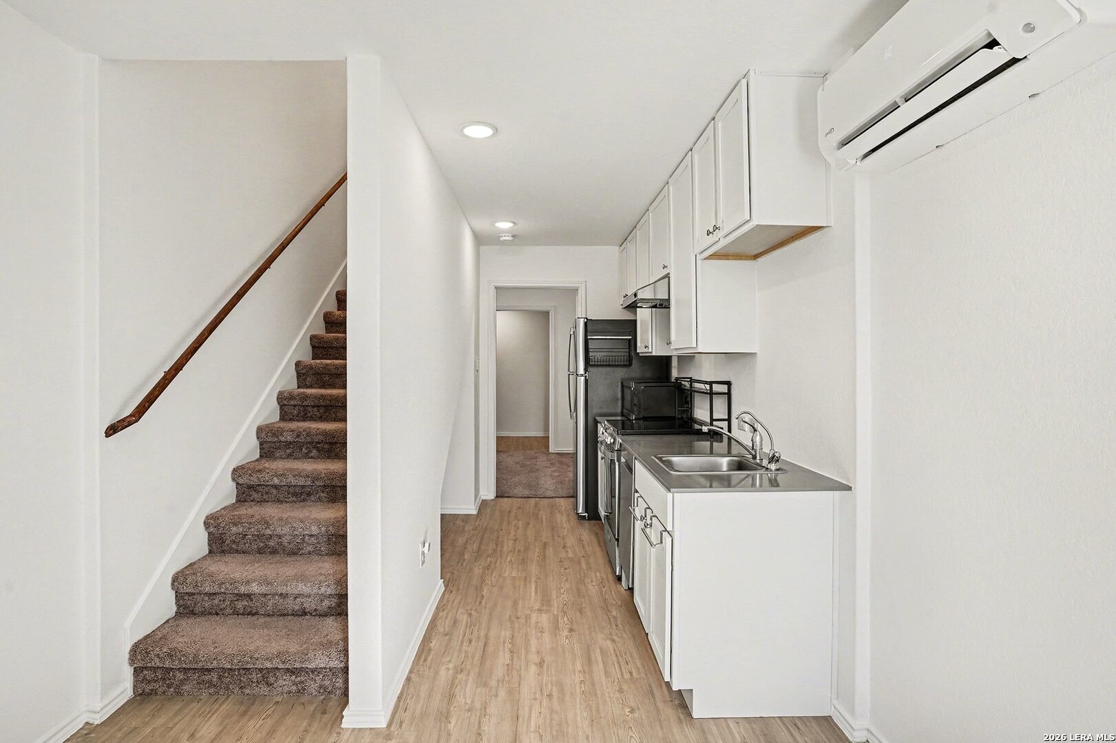 7048 Elm Cove San Antonio TX 78244