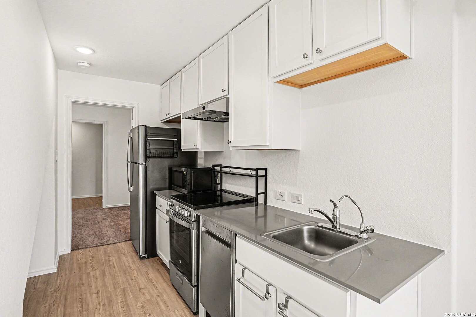 7048 Elm Cove San Antonio TX 78244