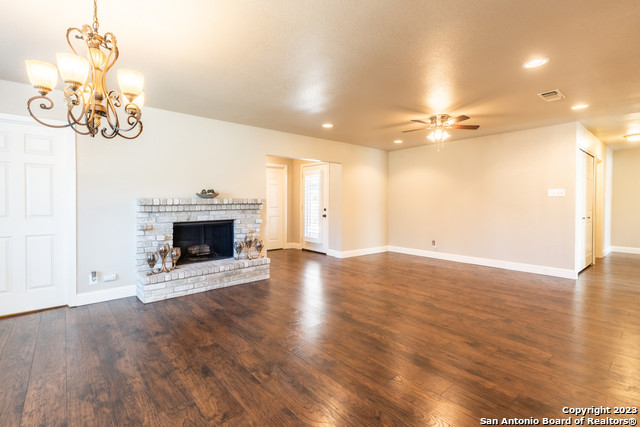 308 Castle Court Converse TX 78109