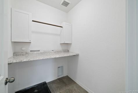 2523 Golden Rain San Antonio TX 78245