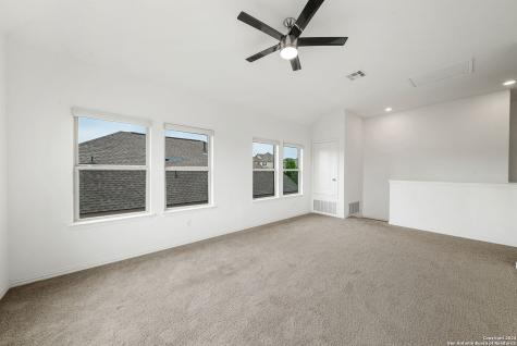 2523 Golden Rain San Antonio TX 78245