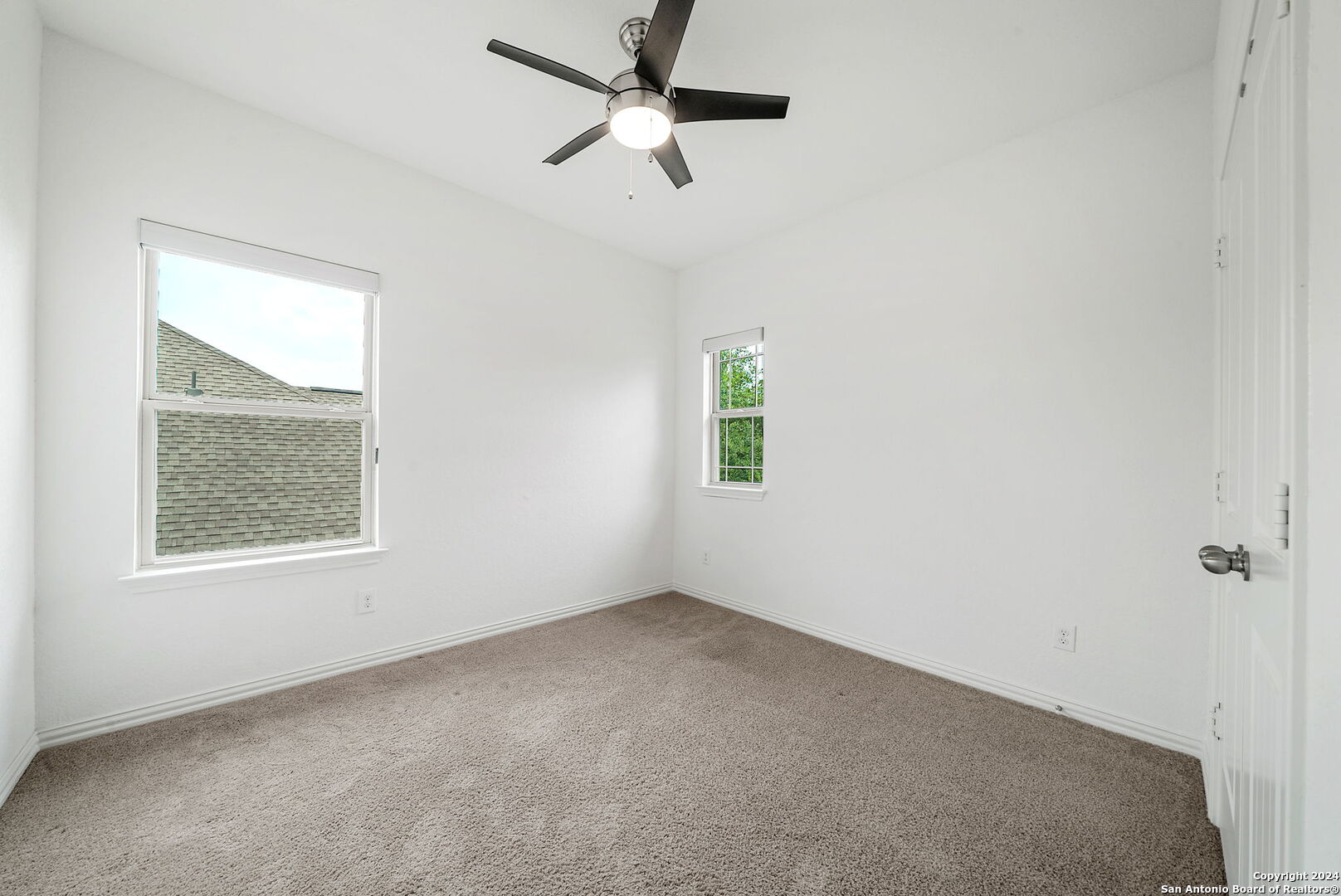 2523 Golden Rain San Antonio TX 78245