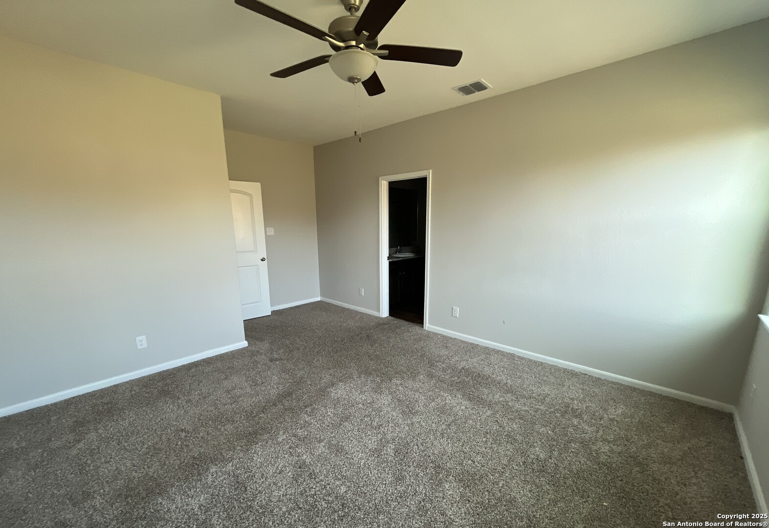 9311 Bennett Forest Converse TX 78109