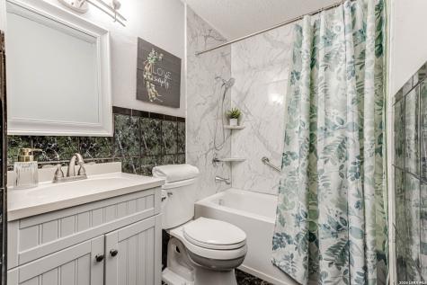 7925 Dry Canyon Trail Live Oak TX 78233