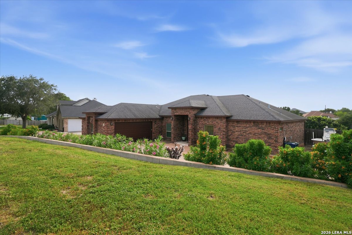 3805 Castle Valley Corpus Christi TX 78410