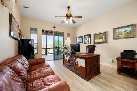 2633 Lakeview Drive Canyon Lake TX 78133