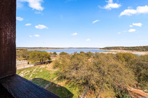 2633 Lakeview Drive Canyon Lake TX 78133