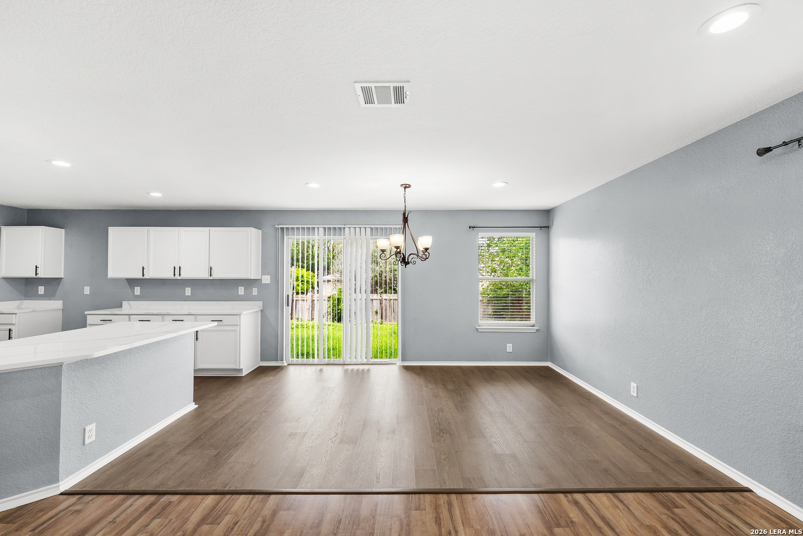 7738 Cedar Farm San Antonio TX 78239