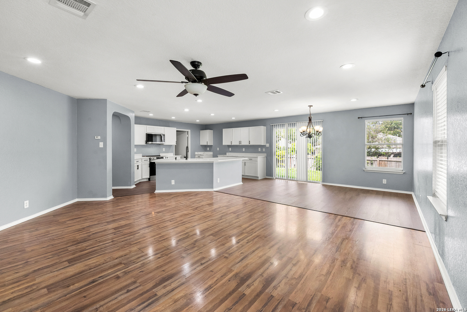 7738 Cedar Farm San Antonio TX 78239