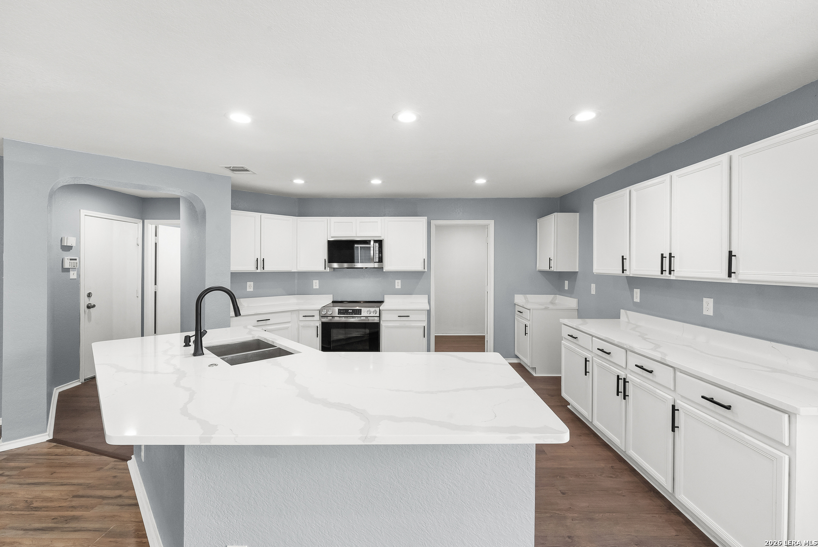 7738 Cedar Farm San Antonio TX 78239