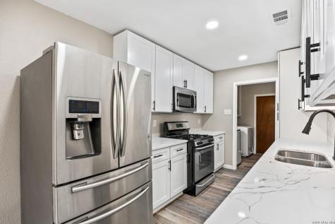 4138 Monaco San Antonio TX 78218