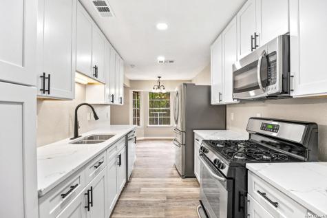 4138 Monaco San Antonio TX 78218