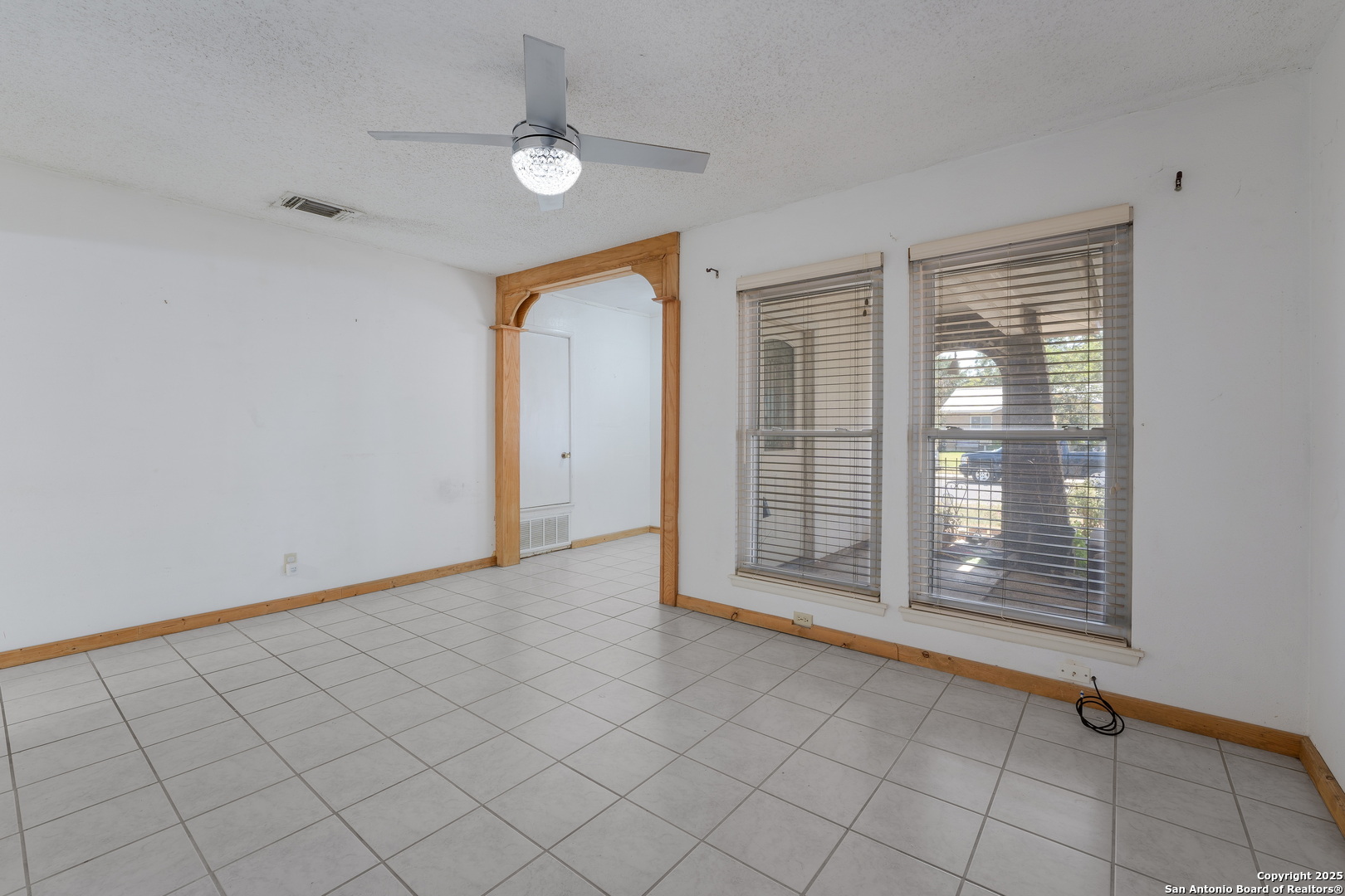 217 Beverly Schertz TX 78154