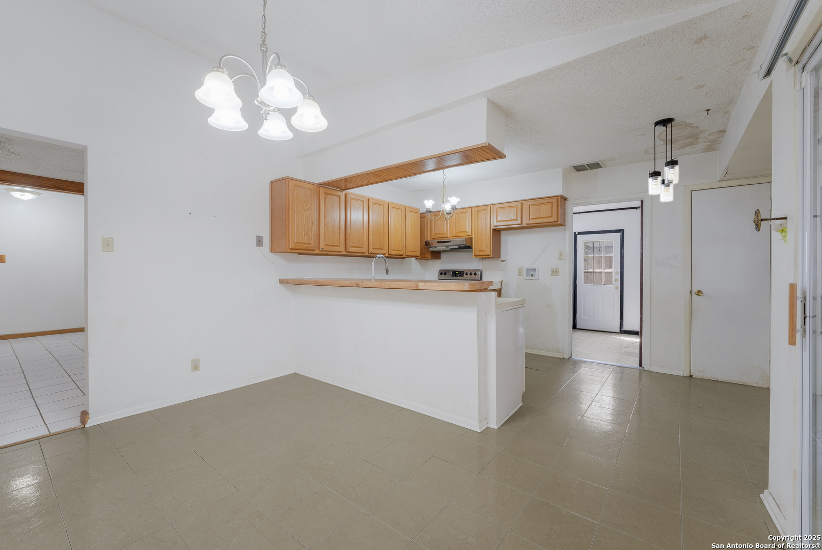 217 Beverly Schertz TX 78154