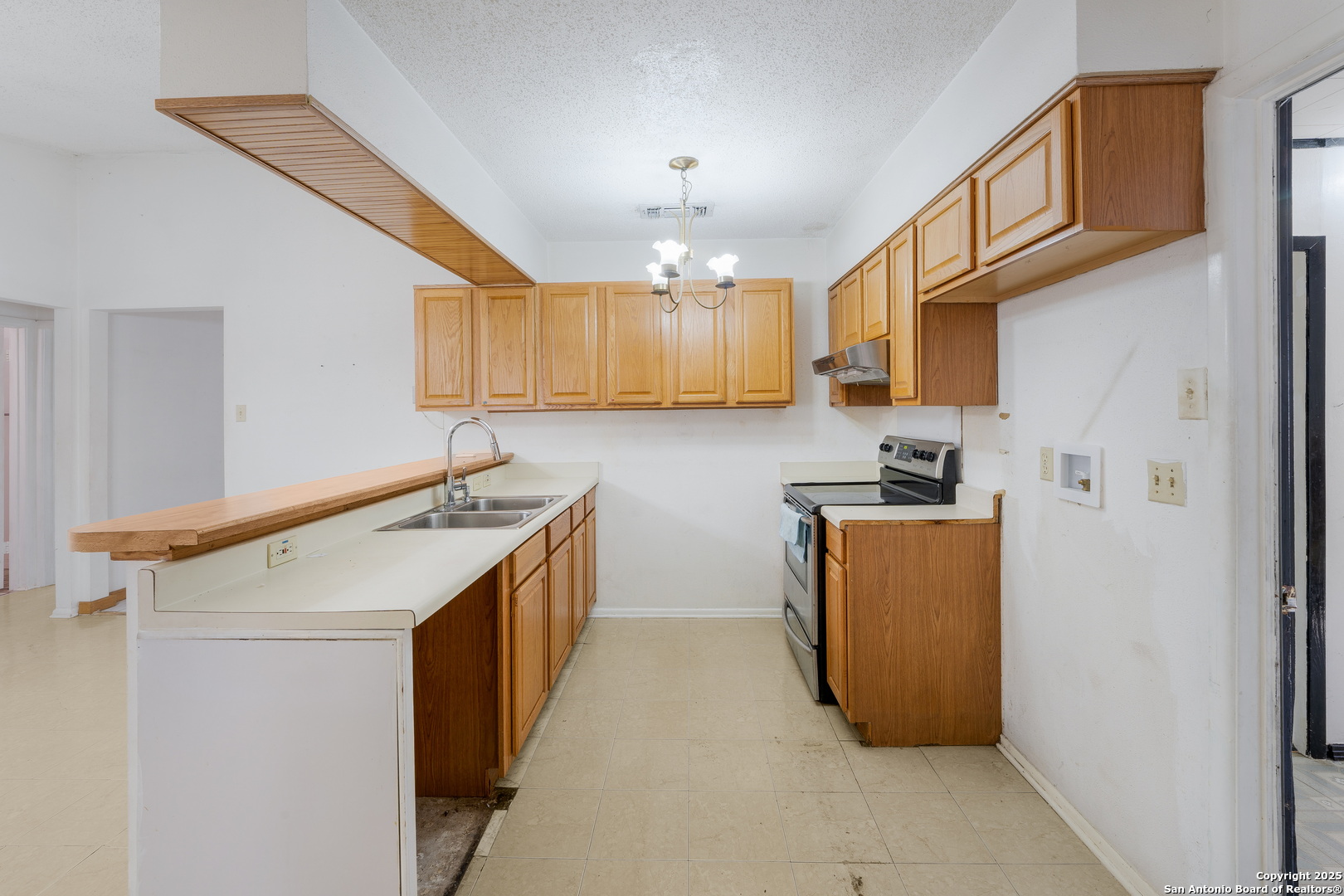 217 Beverly Schertz TX 78154