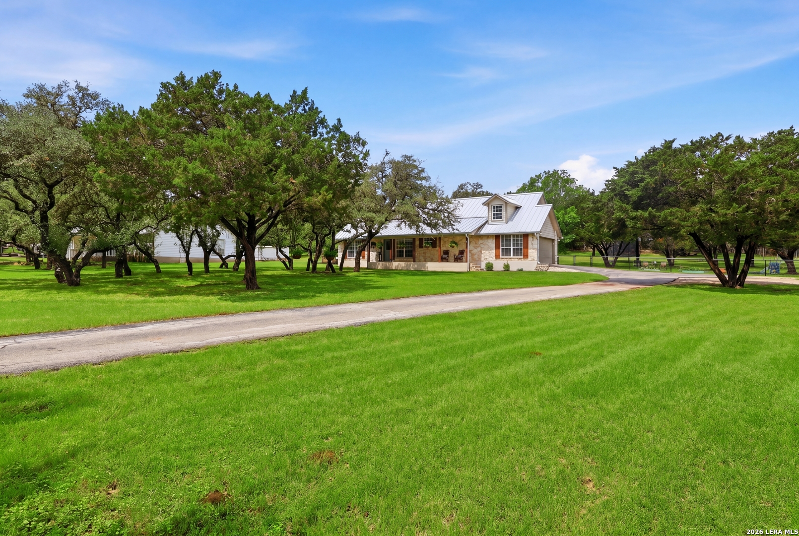 4875 Spreading Oak Bulverde TX 78163