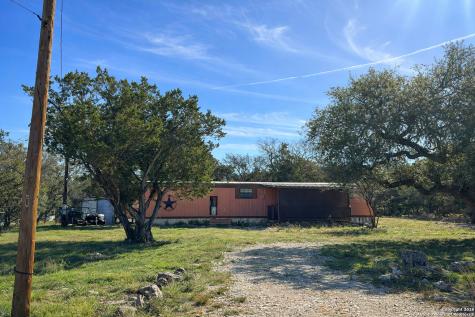 1064 Brook Valley Canyon Lake TX 78133