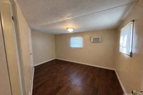 1064 Brook Valley Canyon Lake TX 78133