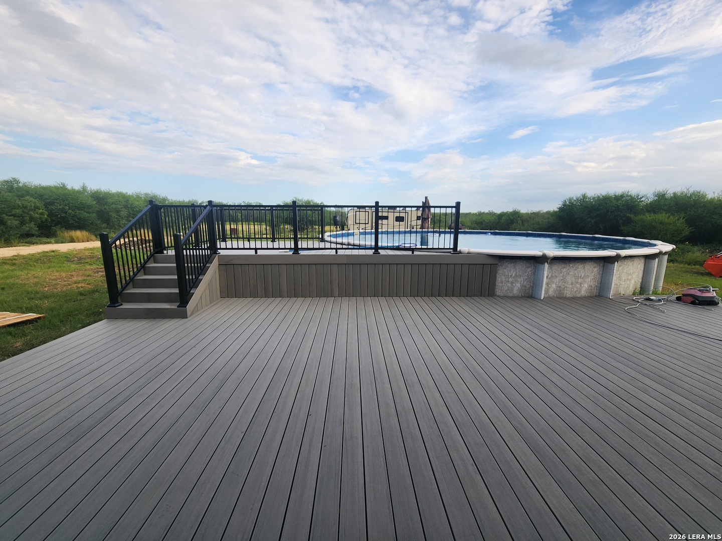 465 W Wetz Road Marion TX 78124