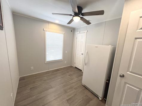 140 Teague Road Kerrville TX 78028