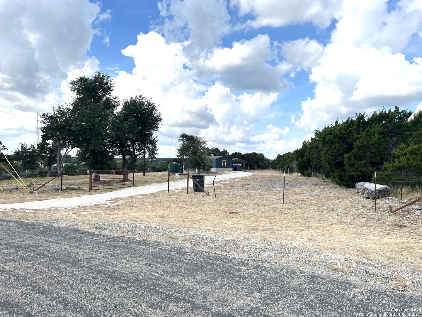140 Teague Road Kerrville TX 78028