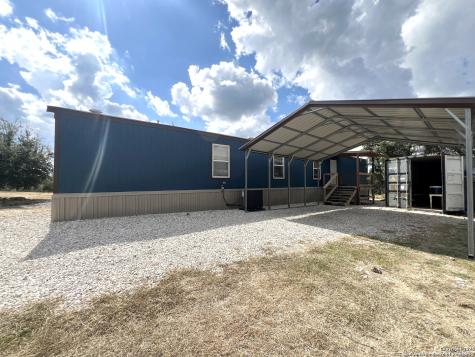 140 Teague Road Kerrville TX 78028
