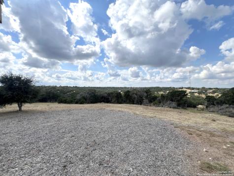 140 Teague Road Kerrville TX 78028