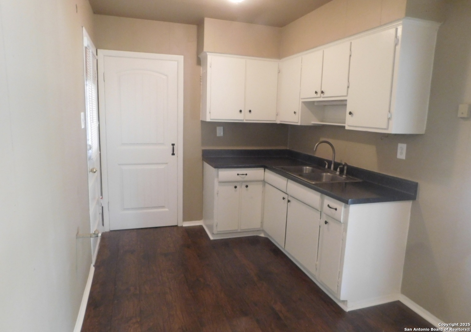 130 Eastwood San Antonio TX 78220