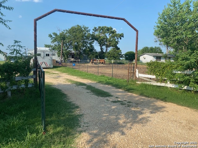8128 S Foster Road San Antonio TX 78222
