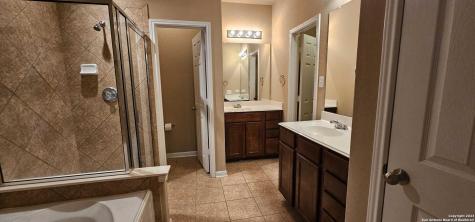 8307 White Mulberry San Antonio TX 78254
