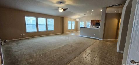 8307 White Mulberry San Antonio TX 78254